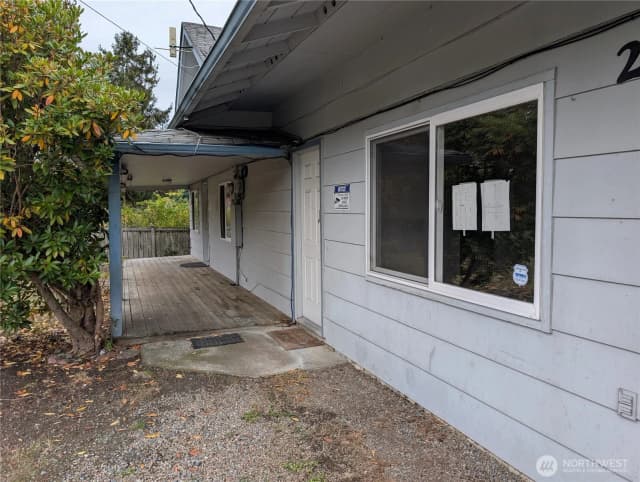 Property photo for 2111 5th Street Sw, Puyallup photo 3