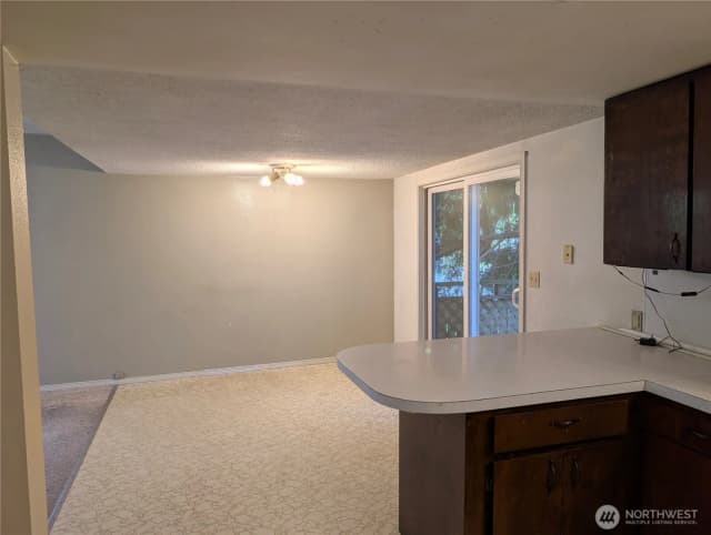 Property photo for 2111 5th Street Sw, Puyallup photo 5