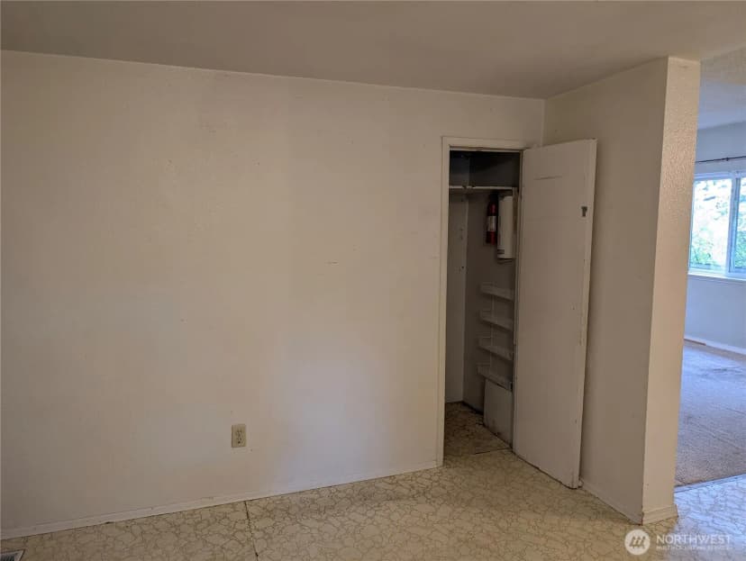 Property photo for 2111 5th Street Sw, Puyallup photo 7