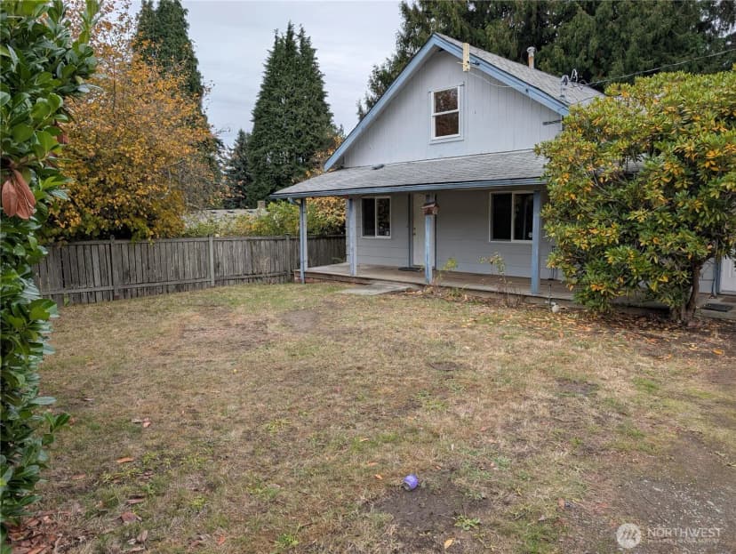 Property photo for 2111 5th Street Sw, Puyallup photo 2