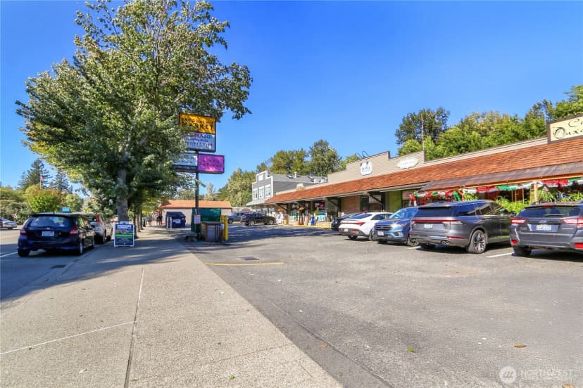 Property photo for 8030 Railroad Avenue Se, Snoqualmie