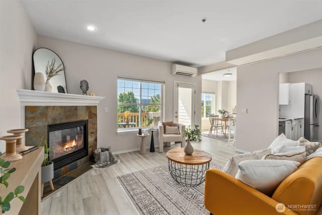 Property photo for 8808 Redmond Woodinville Road Ne #c202, Redmond photo 5
