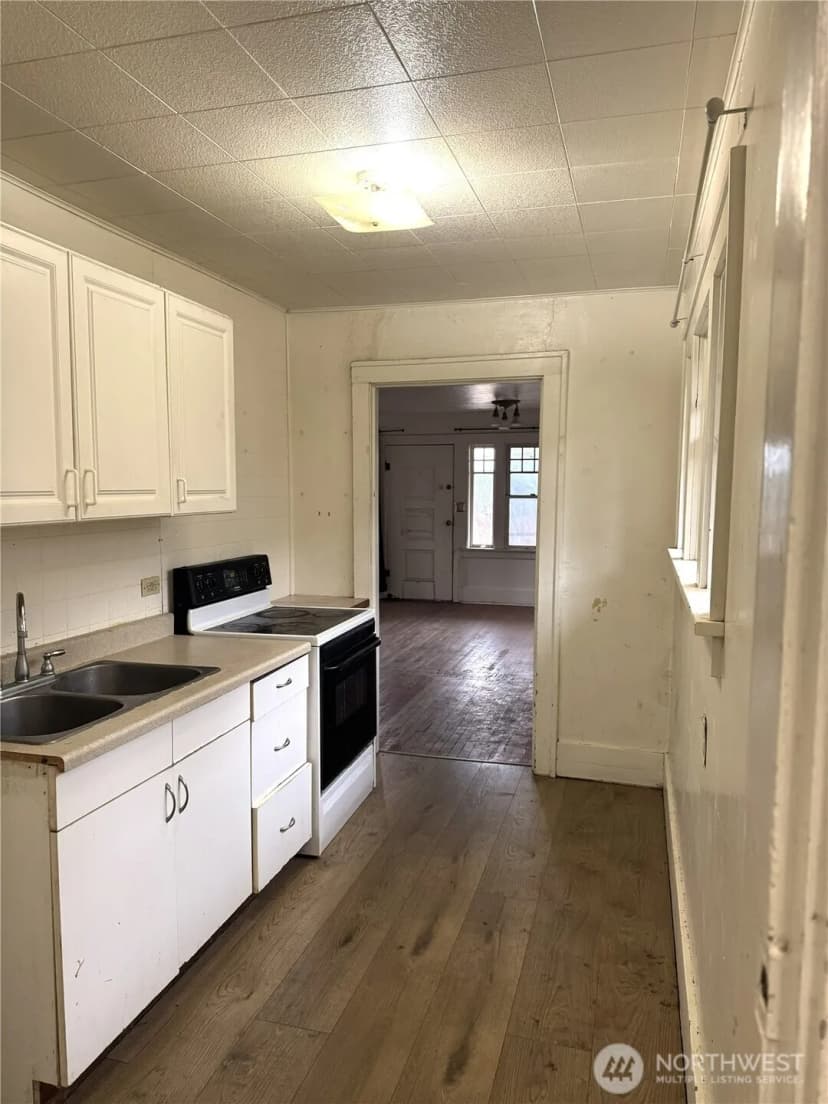 Property photo for 528 Cascade Street, Wenatchee photo 6
