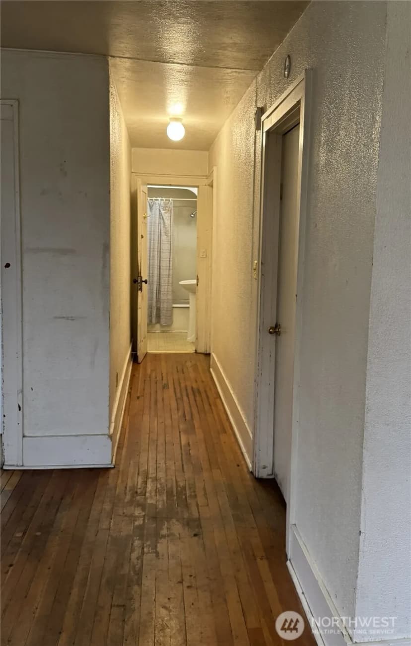 Property photo for 528 Cascade Street, Wenatchee photo 9