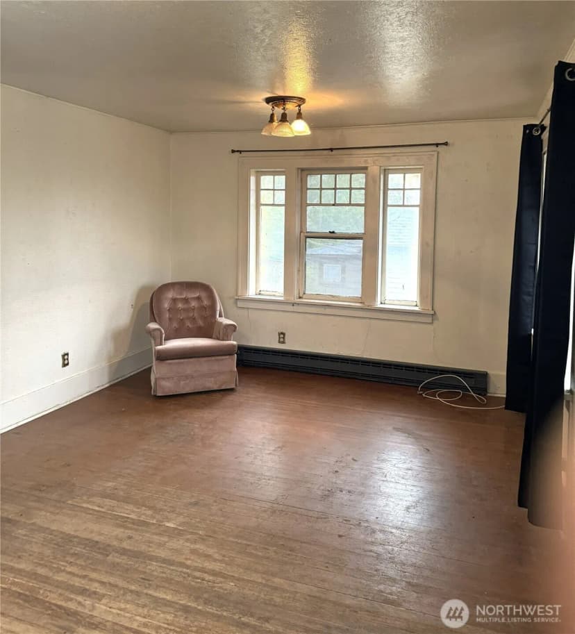 Property photo for 528 Cascade Street, Wenatchee photo 8