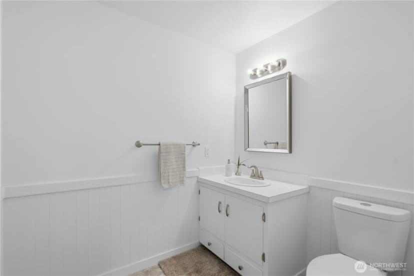 Property photo for 23200 29th Avenue W, Brier photo 15