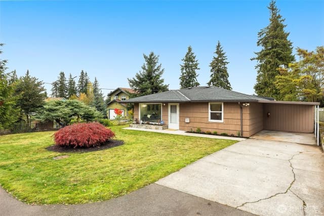 Property photo for 5711 Lombard Avenue #1, Everett photo 3
