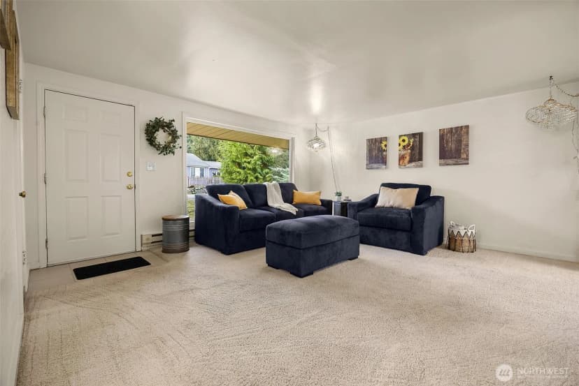 Property photo for 5711 Lombard Avenue #1, Everett photo 8