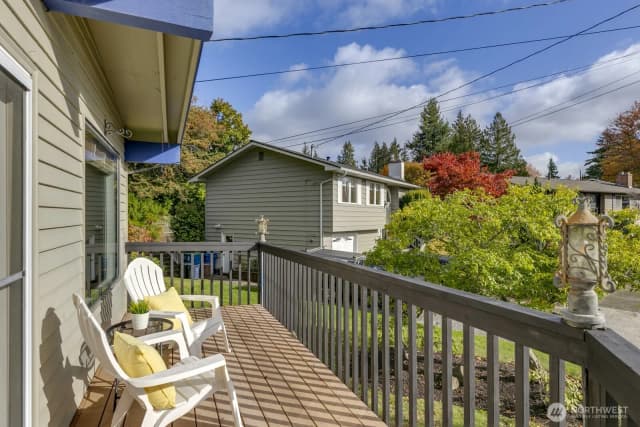 Property photo for 19306 73rd Place W, Lynnwood photo 3