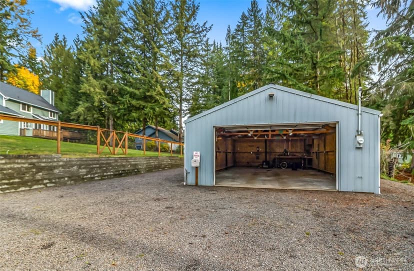 Property photo for 19462 324th Avenue Ne, Duvall photo 33