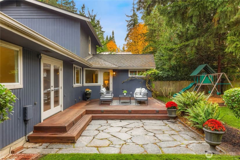 Property photo for 4817 91st Avenue Se, Mercer Island photo 27