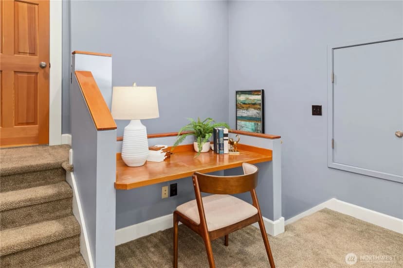 Property photo for 4817 91st Avenue Se, Mercer Island photo 15