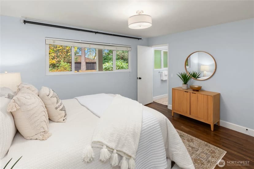 Property photo for 4817 91st Avenue Se, Mercer Island photo 24