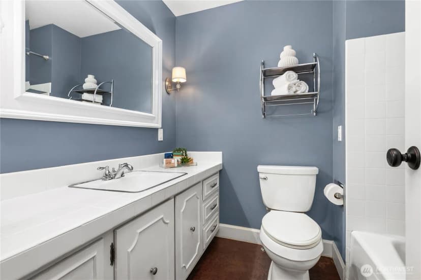 Property photo for 4817 91st Avenue Se, Mercer Island photo 22