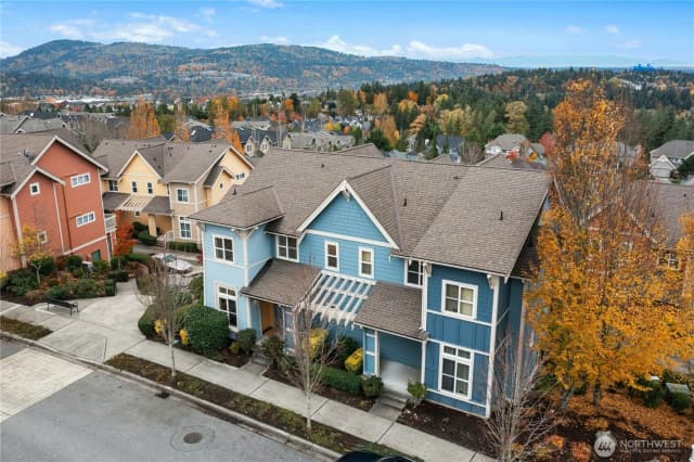 Property photo for 1952 18th Avenue Ne, Issaquah