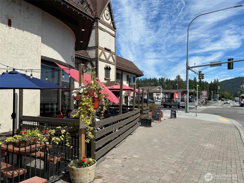 Property photo for 894 Hwy 2 Highway #i, Leavenworth