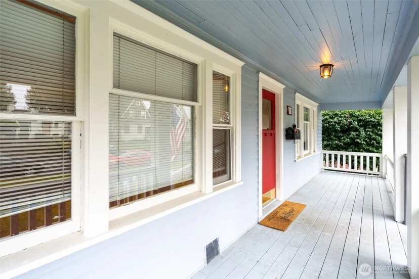 Property photo for 811 N L Street, Tacoma photo 3