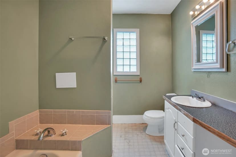 Property photo for 811 N L Street, Tacoma photo 13