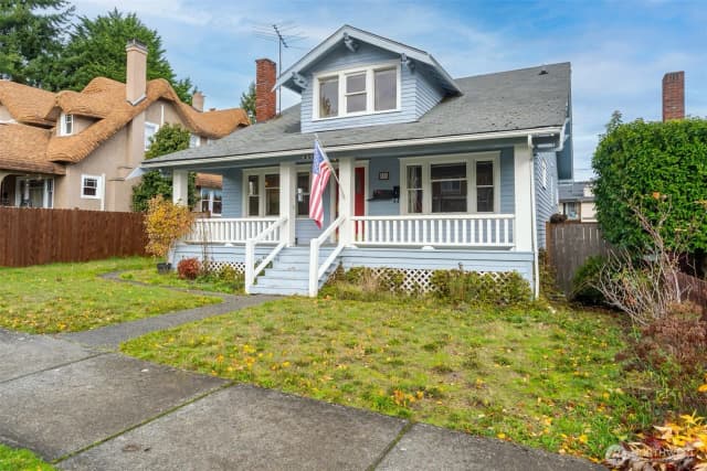 Property photo for 811 N L Street, Tacoma photo 2