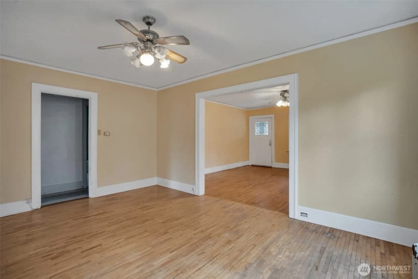 Property photo for 811 N L Street, Tacoma photo 10