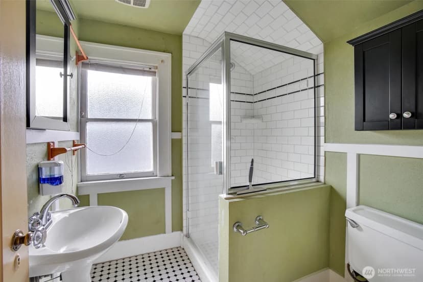 Property photo for 811 N L Street, Tacoma photo 18