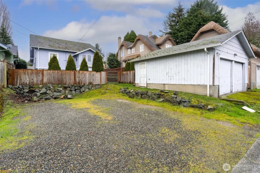 Property photo for 811 N L Street, Tacoma photo 34