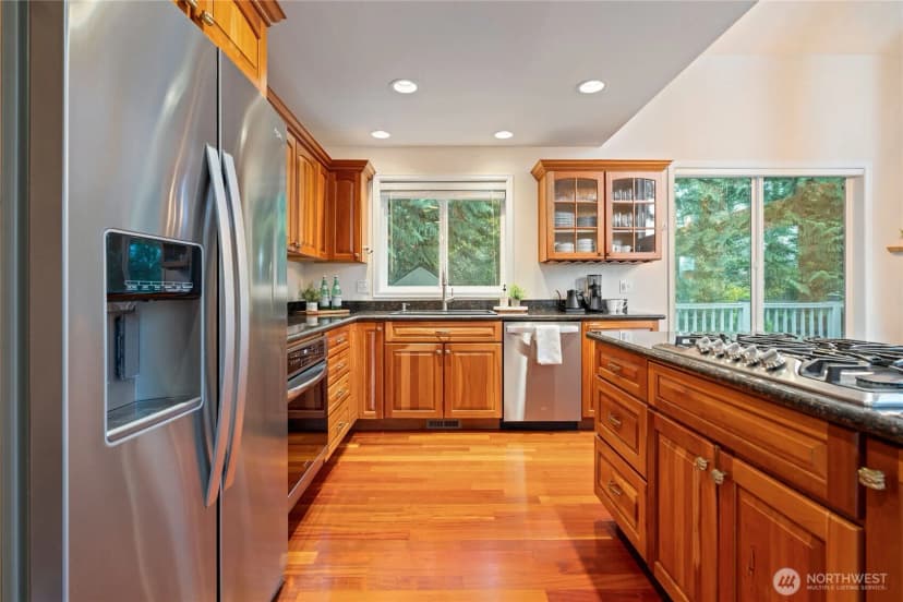 Property photo for 2736 Mountain View Drive Ne, Hansville photo 14