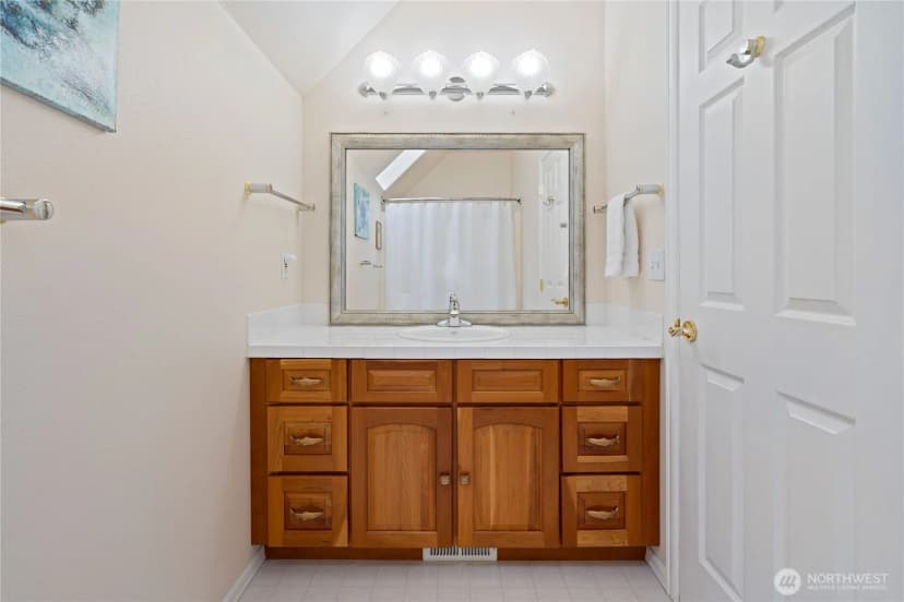 Property photo for 2736 Mountain View Drive Ne, Hansville photo 28
