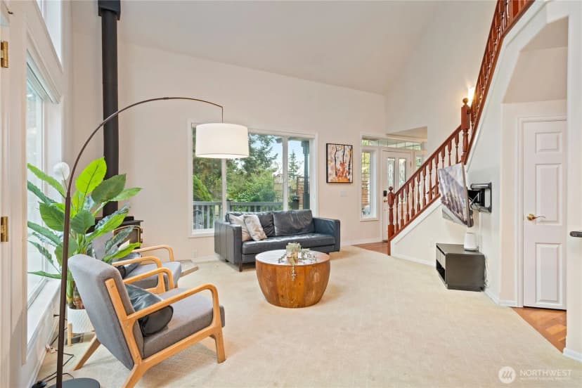 Property photo for 2736 Mountain View Drive Ne, Hansville photo 6