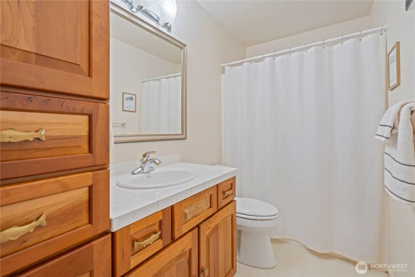 Property photo for 2736 Mountain View Drive Ne, Hansville photo 19