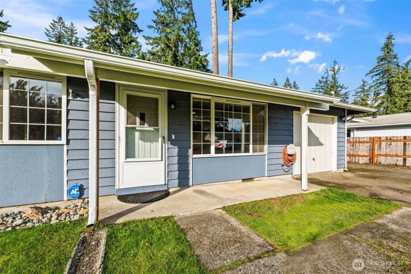 Property photo for 11910 Denny Avenue Nw, Port Orchard photo 26