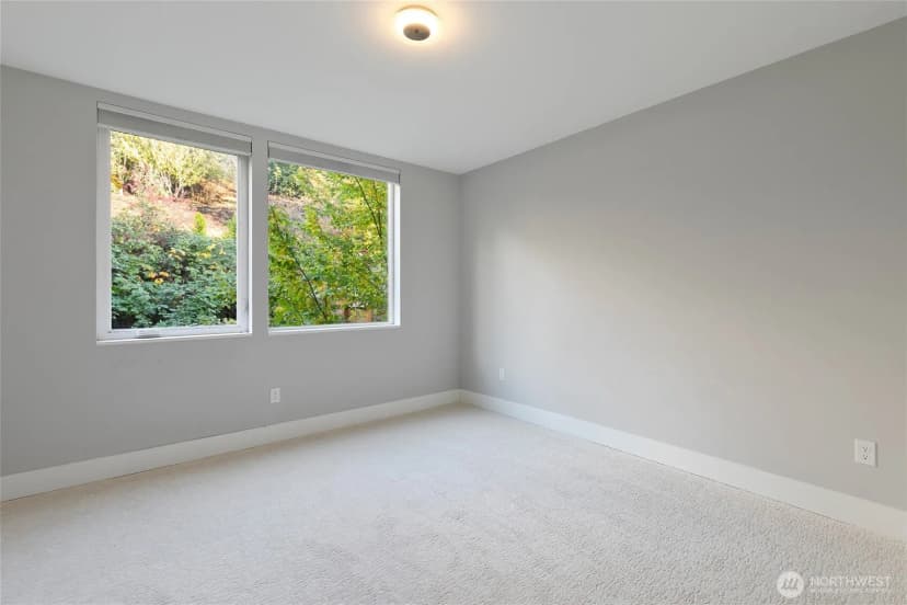 Property photo for 5030 Puget Boulevard Sw, Seattle photo 21