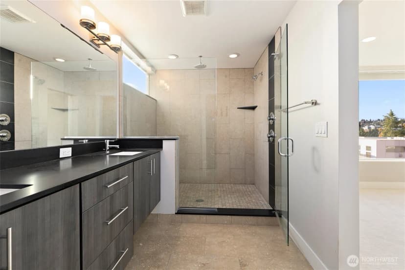 Property photo for 5030 Puget Boulevard Sw, Seattle photo 15