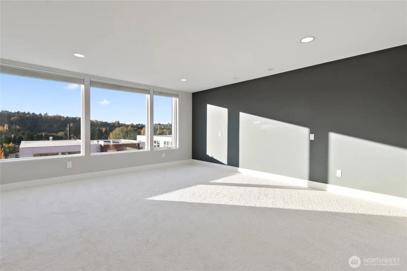 Property photo for 5030 Puget Boulevard Sw, Seattle photo 12