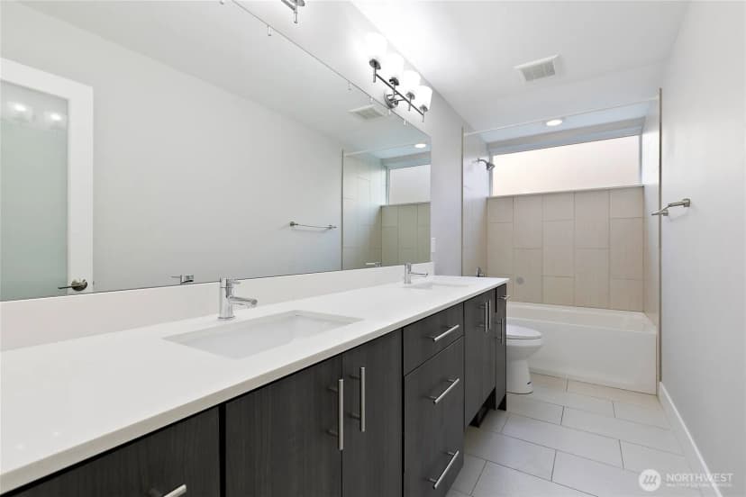 Property photo for 5030 Puget Boulevard Sw, Seattle photo 20