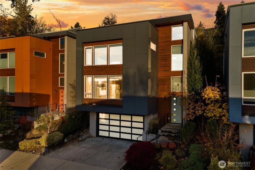 Property photo for 5030 Puget Boulevard Sw, Seattle photo 39