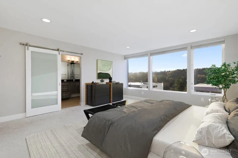 Property photo for 5030 Puget Boulevard Sw, Seattle photo 14