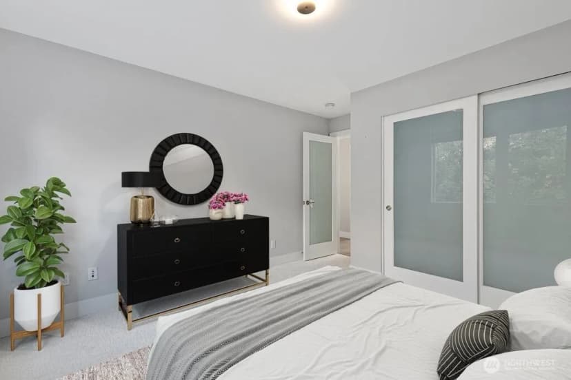 Property photo for 5030 Puget Boulevard Sw, Seattle photo 18