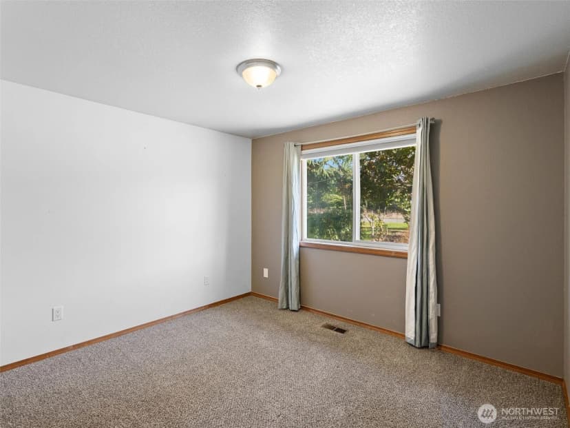 Property photo for 2142 Lewis River Road, Woodland photo 17