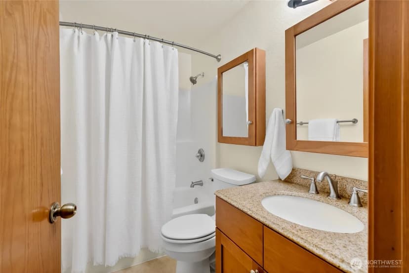 Property photo for 1314 Welling Road, Bellingham photo 16