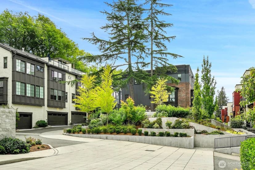 Property photo for 2130 10th Street W #28, Seattle photo 28