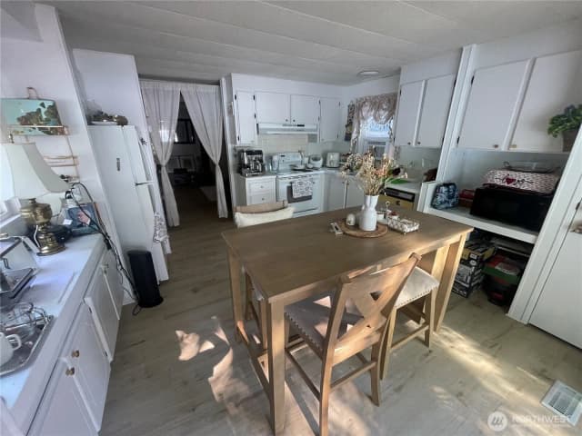 Property photo for 4045 49th Avenue Sw #55, Olympia photo 5