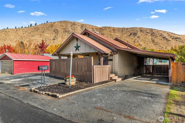 Property photo for 120 S Douglas Street, Cashmere