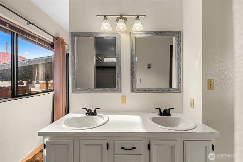 Property photo for 120 S Douglas Street, Cashmere photo 21