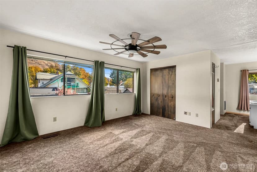Property photo for 120 S Douglas Street, Cashmere photo 19