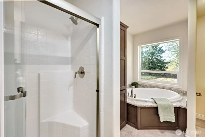 Property photo for 21381 Howard Avenue Ne, Kingston photo 23