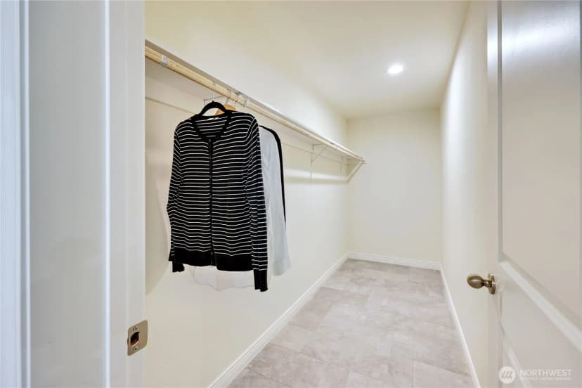 Property photo for 21381 Howard Avenue Ne, Kingston photo 21