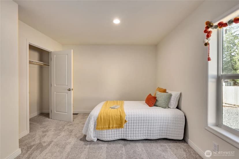 Property photo for 21381 Howard Avenue Ne, Kingston photo 27