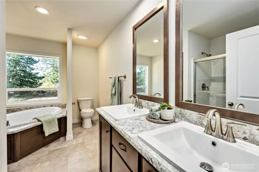 Property photo for 21381 Howard Avenue Ne, Kingston photo 22