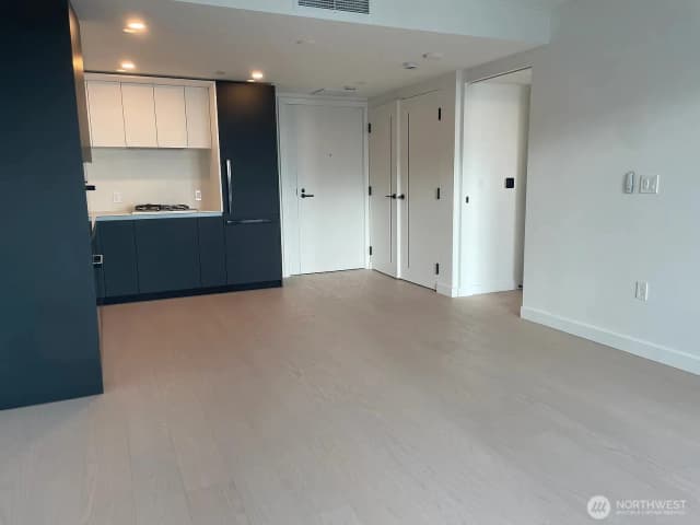 Property photo for 300 Virginia Street #2210, Seattle photo 4